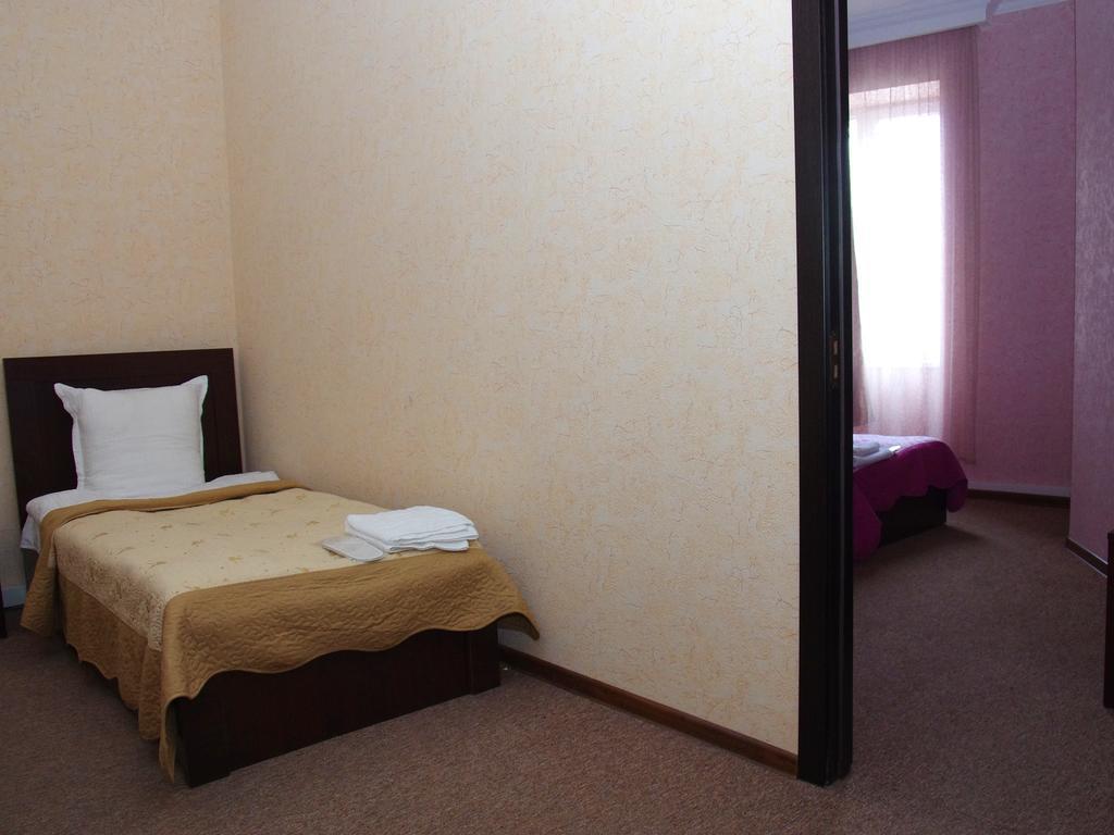 King Edward Hotel Tbilisi Room photo