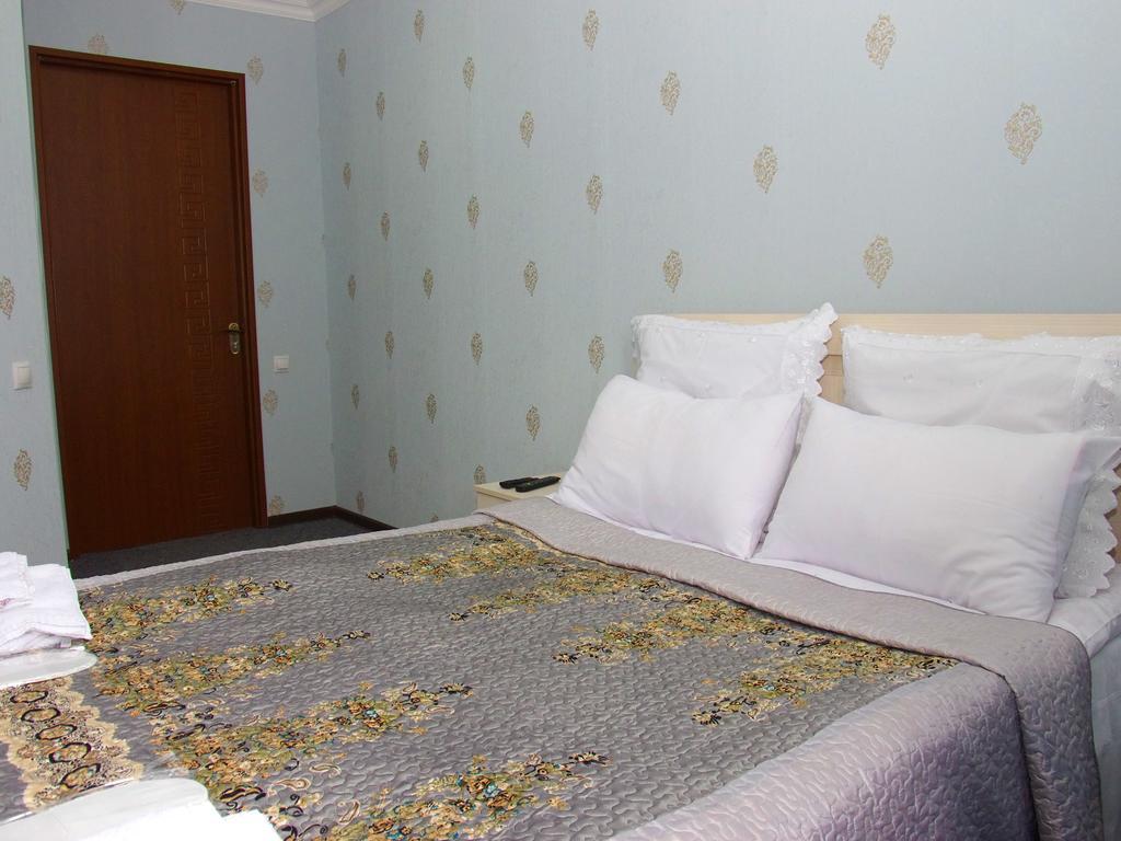 King Edward Hotel Tbilisi Room photo